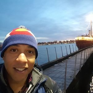 Meet your Posher, Todd